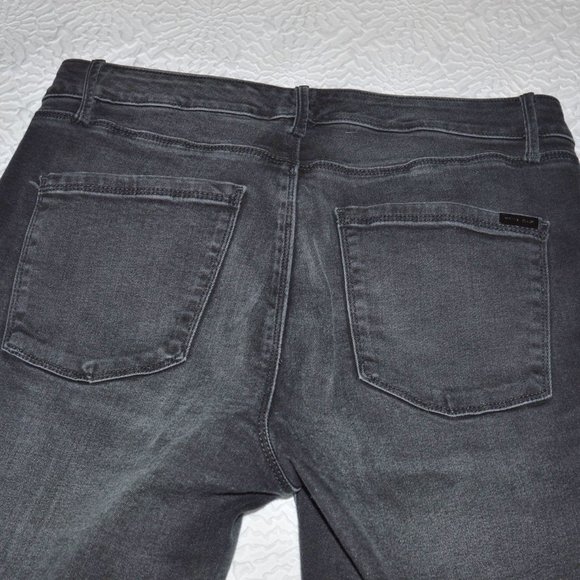 WHBM Pintuck Skinny Ankle Jean - Picture 4 of 9